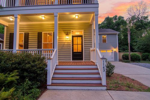 1143 Freelock Dr, Mount Pleasant SC  29464-4115 exterior