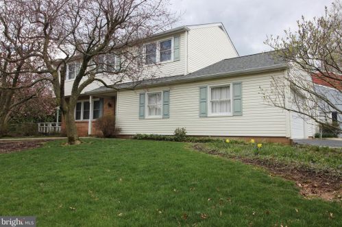 502 6th St, Lansdale PA  19446-2742 exterior