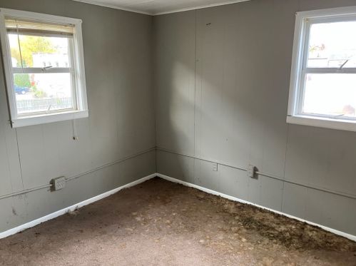 4614 5th Ave, Beaver Falls PA  15010-3320 exterior