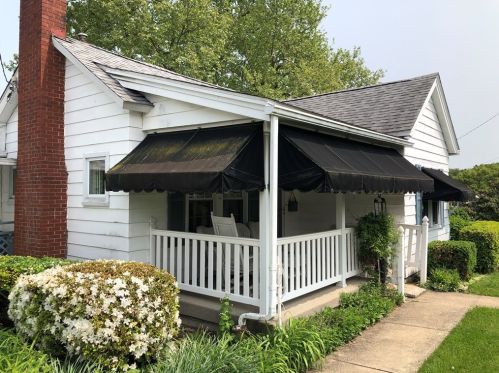 325 Lentz St, Jeannette, PA 15644-1950