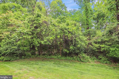 4401 Burkes Promise Dr, Bowie MD  20720-4698 exterior