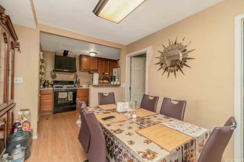 129 69th Way, Long Beach CA  90805-1237 exterior
