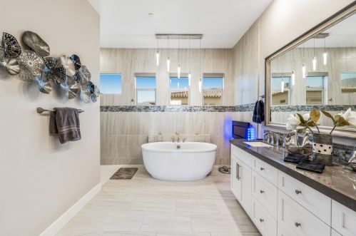 54885 Madagascar Way, La Quinta CA  92253-8077 exterior