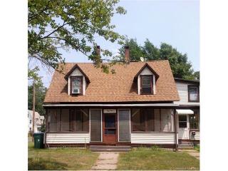 49 Cedar St, Manchester CT  06040-4960 exterior