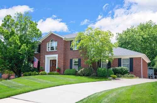 3321 Hammersmith Ln, Cincinnati, OH 45248-2874