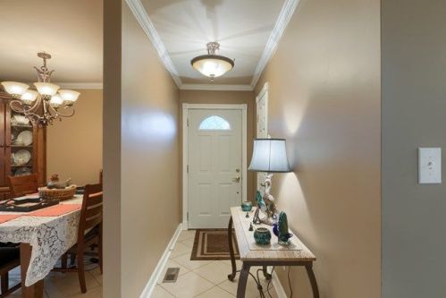 2218 Landing Mdws, Owensboro, KY 42303-1920