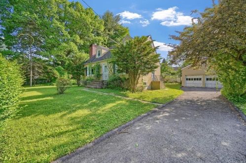 223 Linda Ave, Hawthorne, NY 10532-2020