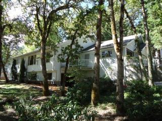 5160 Fox Hollow Rd, Eugene, OR 97405-4009