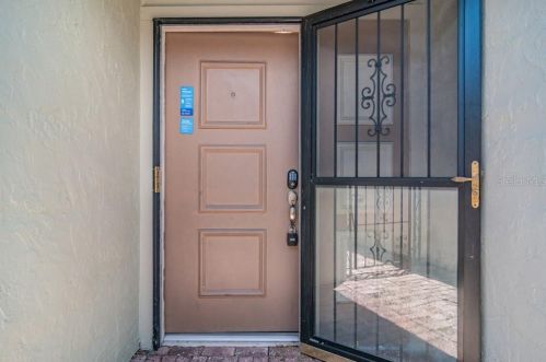 256 Las Flores, Winter Haven FL  33884-3635 exterior
