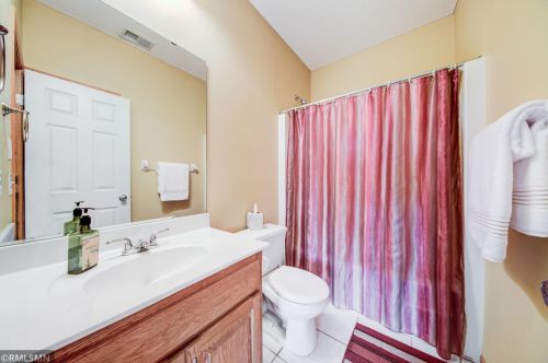 5195 200th St, Columbus MN  55025 exterior