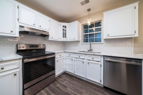 1957 Walkers Ferry Pl, Johns Island SC  29455-8155 exterior