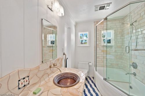 2629 Coconut Dr, Sanibel FL  33957-2005 exterior