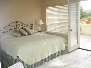 106 Tennis Villas Dr, Dana Point CA  92629-4142 exterior