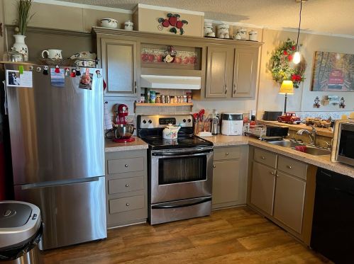 4672 Perkins Ridge Rd, Bladeston, KY 41004-7613