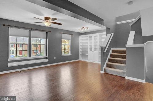 726 Blossom Dr, Hanover PA  17331-2078 exterior