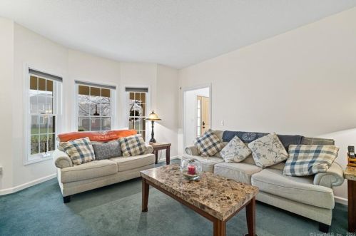 3 Killen Rd, Wallingford CT  06492-2697 exterior