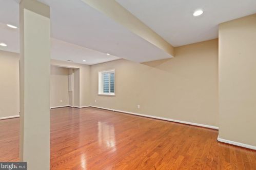 15843 Fourmile Creek Ct, Haymarket VA  20169-5427 exterior