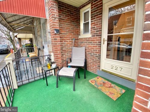 227 Coral St, Lancaster, PA 17603-5131