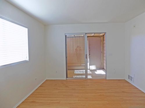 1522 Meade Ave, San Diego CA 92116-4626 exterior