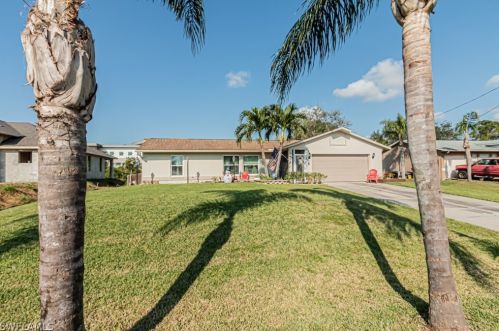 3406 3rd St, Lehigh Acres, FL 33936-0021