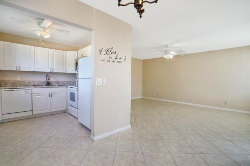 80 Kent, West Palm Beach, FL 33417-1710