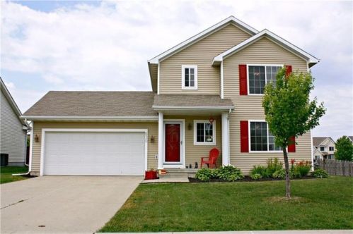 630 Cardinal Ln, Waukee, IA 50263-9664