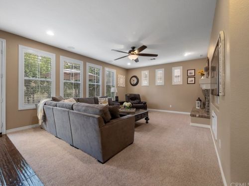 7463 Circulo Sequoia, Carlsbad CA 92009-8467 exterior