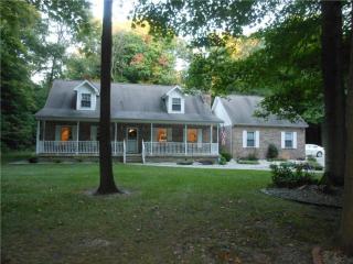 8733 1400, Curtisville, IN 46036-9124