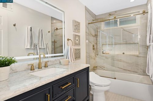 5613 Mount Hood Ct, Pacheco CA  94553-5837 exterior