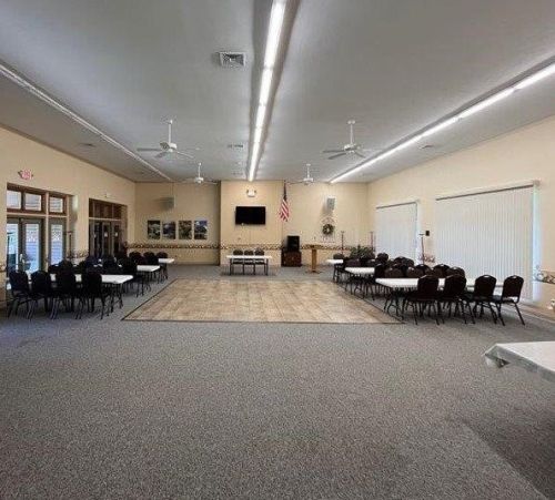 221 Rock Lake Dr, Zelienople PA  16063-8901 exterior