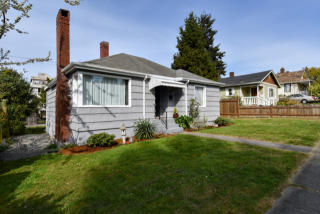 6039 42nd Ave, Seattle, WA 98136-1609