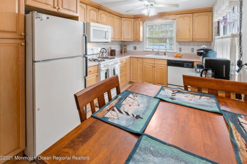 459 Newport Rd, Lacey NJ  08731-4809 exterior