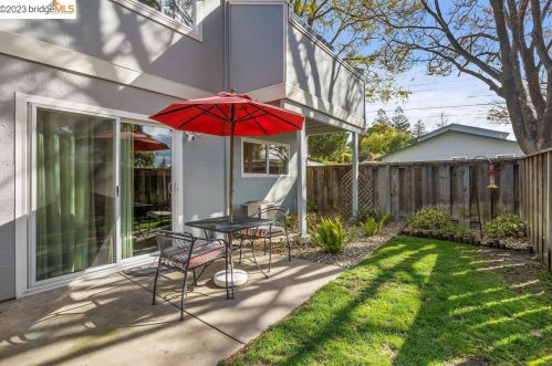 161 Holiday Hills Dr, Pacheco CA  94553-4211 exterior