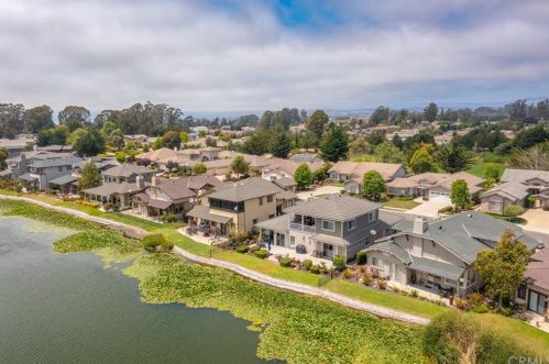 660 Avocet Way, Pismo Beach CA  93420-5571 exterior