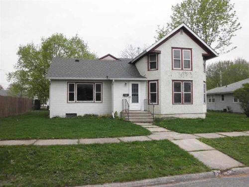 927 Mechanic St, Osage, IA 50461-1546