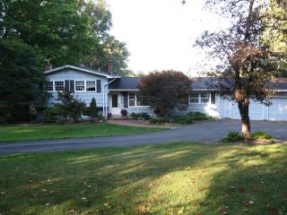 3937 Pompey Hollow Rd, Nelson, NY 13035-9523
