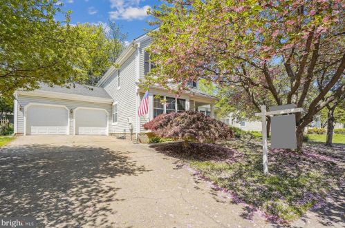 13410 Running Pump Ct, Herndon, VA 20171-3613