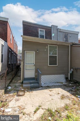 923 Atlantic Ave, Camden NJ  08104-1129 exterior