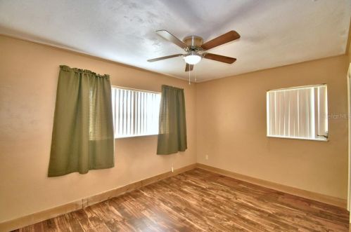 303 Raymond Ave, West Frost Proof FL  33843-9431 exterior