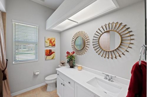 19801 Wetherby Ln, Lutz FL  33549-9329 exterior