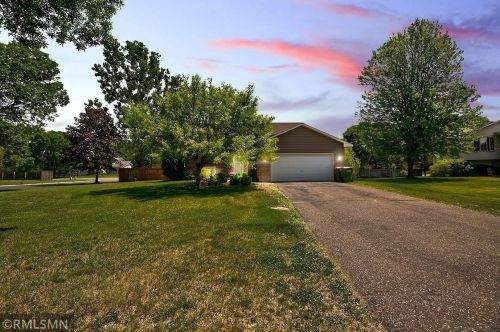 12207 Osage St, Minneapolis, MN 55448-1809