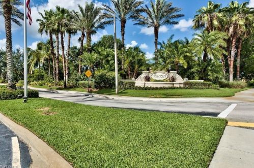 8207 Ibis Cove Cir, Naples FL  34119-7722 exterior