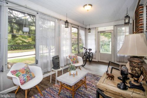 221 Kings Hwy, Camden NJ  08106-1616 exterior