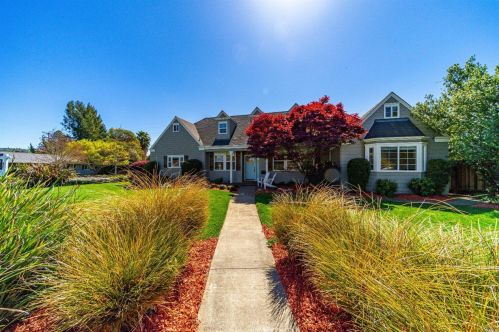 3476 Magowan Dr, Santa Rosa, CA 95405-5119