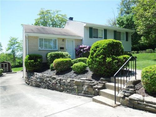 275 Hillary Dr, Verona, PA 15147-2807