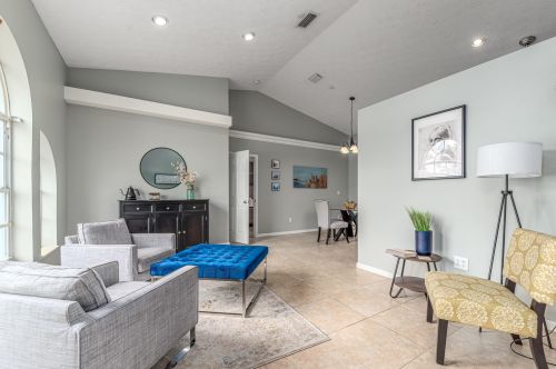 3457 Hart Cir, Fort Pierce, FL 34984-6405
