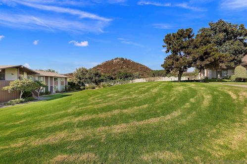 6492 Bell Blf Ave, San Diego CA 92119-1046 exterior