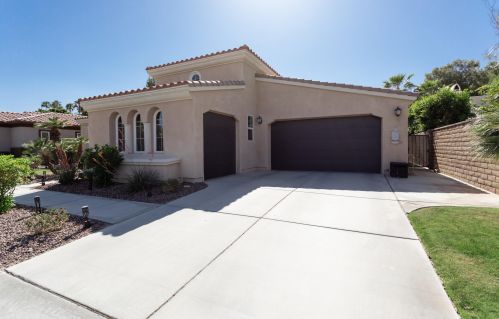 52255 Shining Star Ln, La Quinta, CA 92253-9070
