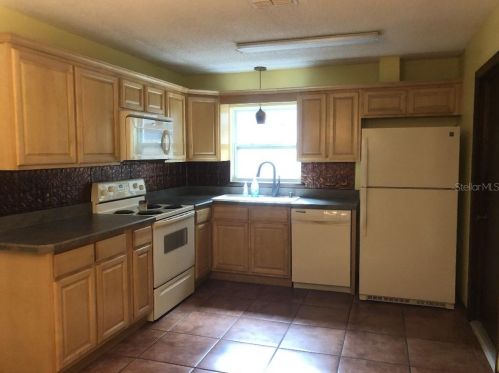 1920 38th St, Ocala FL  34479-2464 exterior