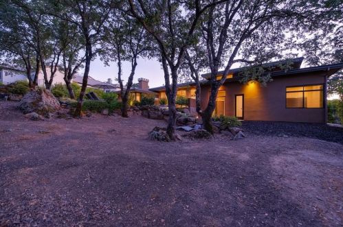 2913 Capetanios Dr, Folsom CA  95762-4606 exterior